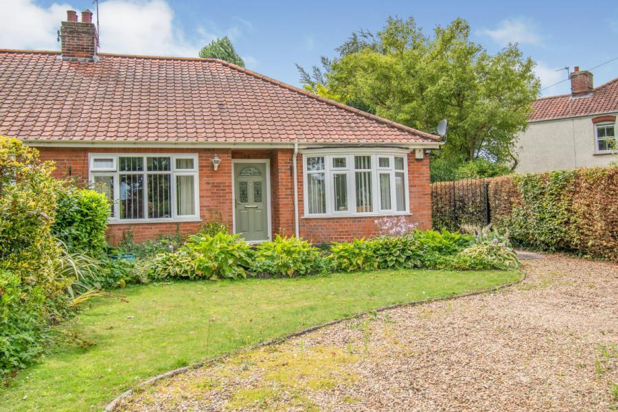 2 bedroom bungalow for sale in Church Lane, Sprowston, Norwich, Norfolk