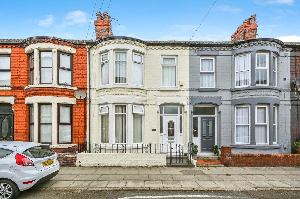 3 bedroom terraced house