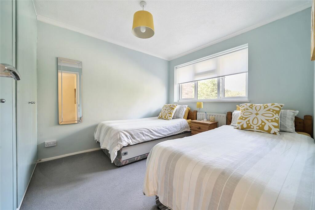 Additional property image - Glendower Crescent, Orpington