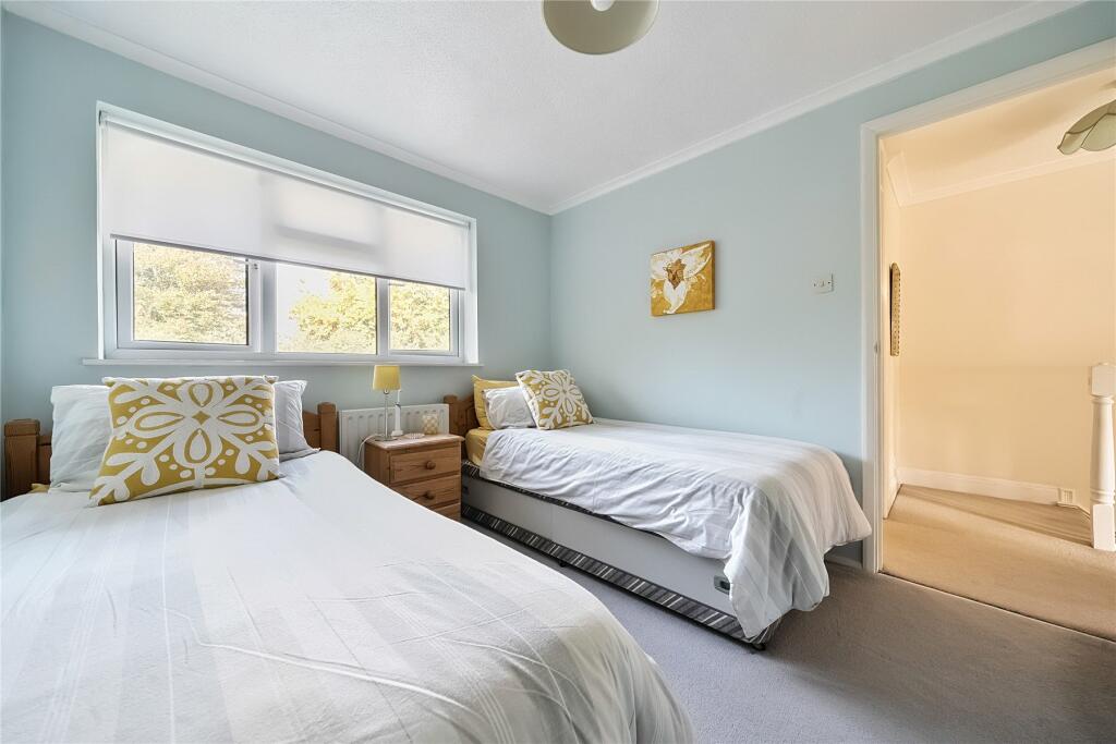 Additional property image - Glendower Crescent, Orpington