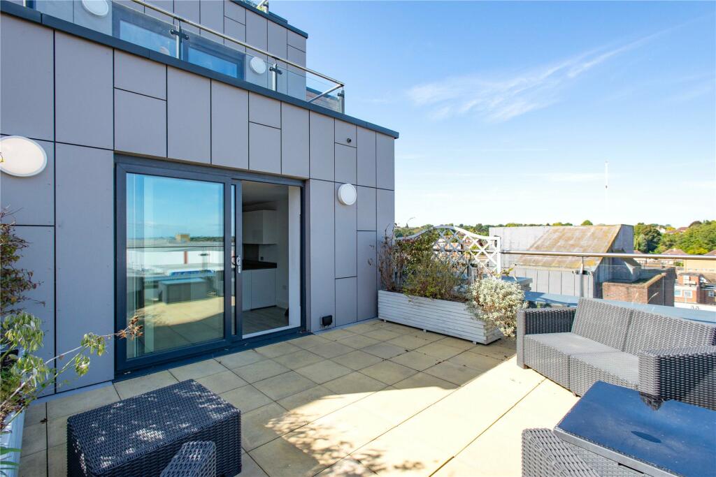Additional property image - Homefield Rise, Orpington