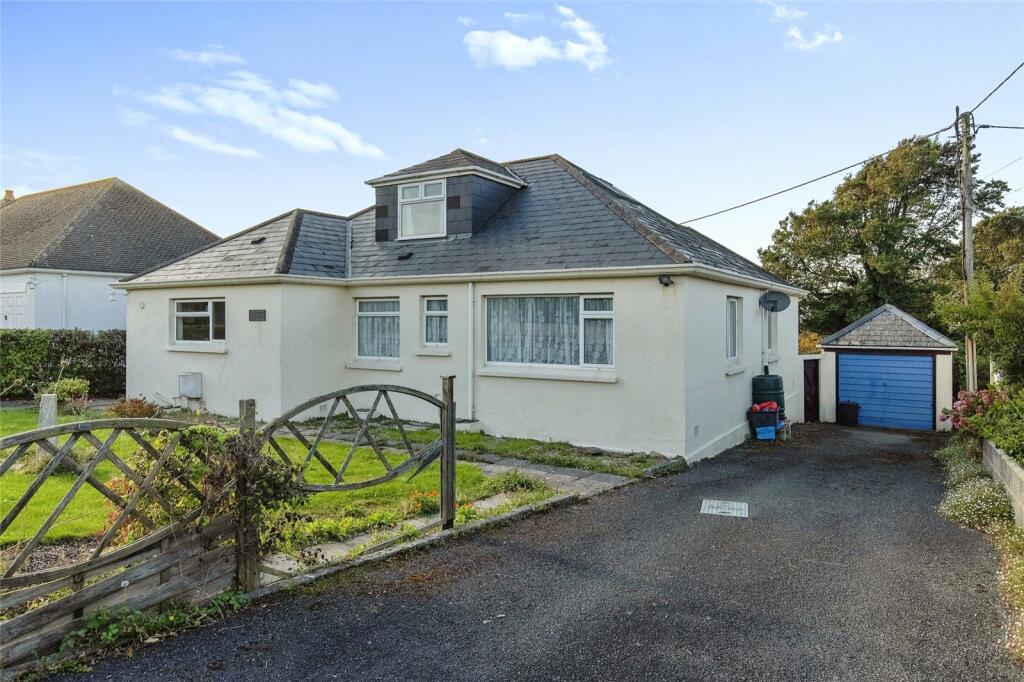 3 bedroom bungalow for sale in Parkenhead Lane, Trevone, Padstow