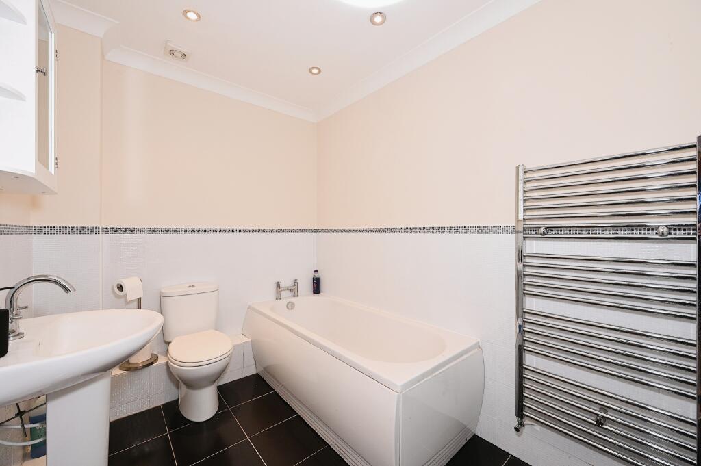 3 bedroom flat for sale in Woodville Court, Woodville Road, Preston, PR1