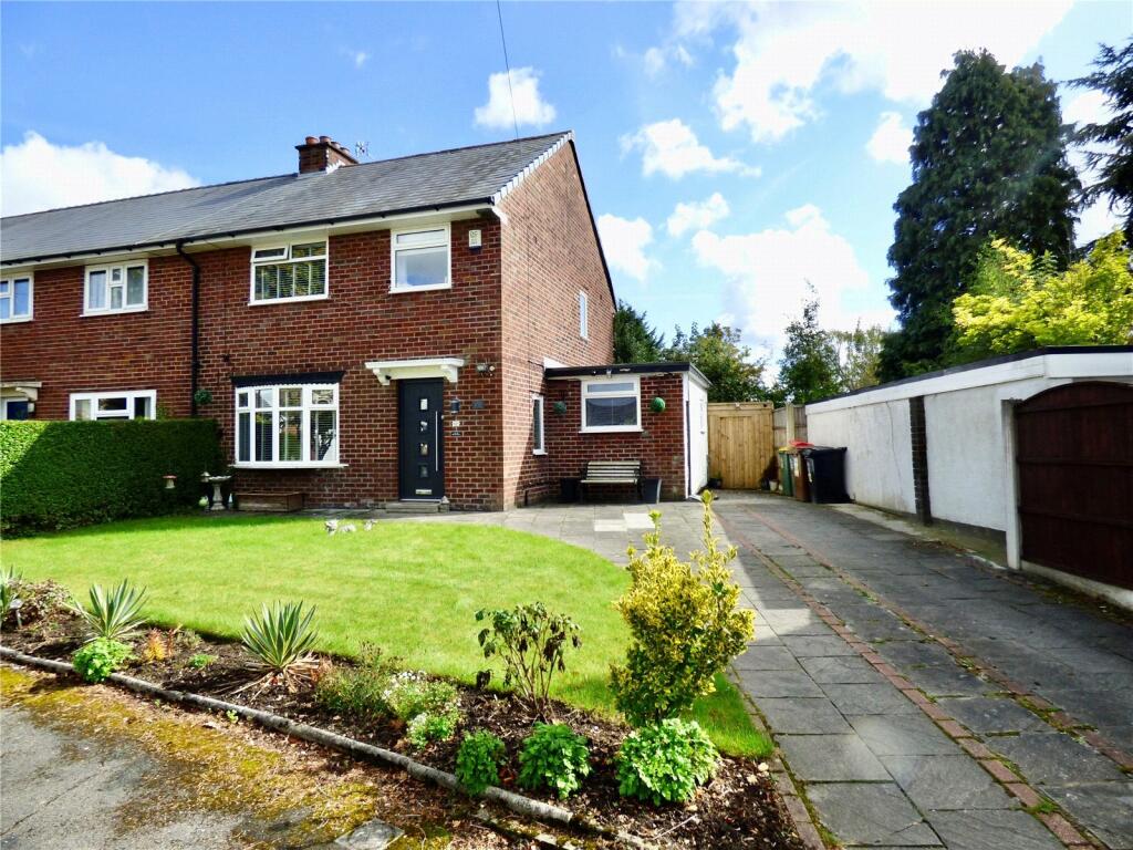 3 bedroom end of terrace house for sale in Mayfield Avenue, Ingol