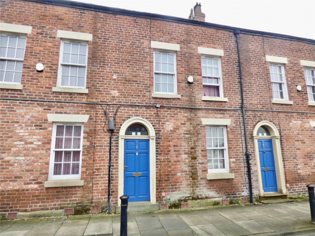 4 bedroom terraced house for sale in St. Wilfrid Street, Preston
