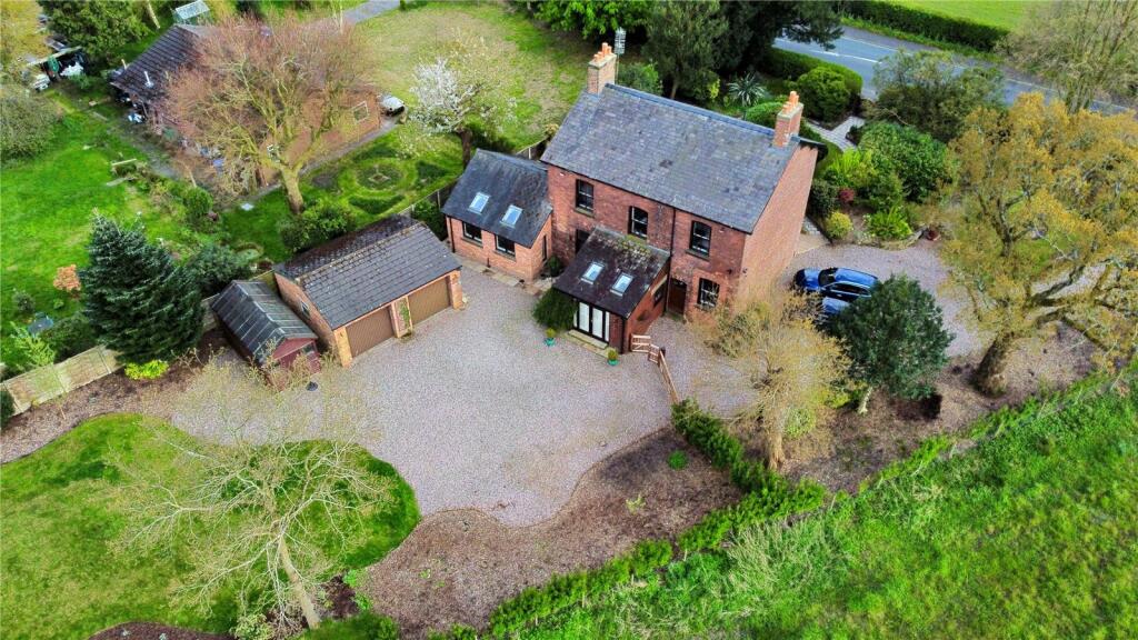 4 bedroom detached house for sale in Hoghton Lane, Hoghton, Preston