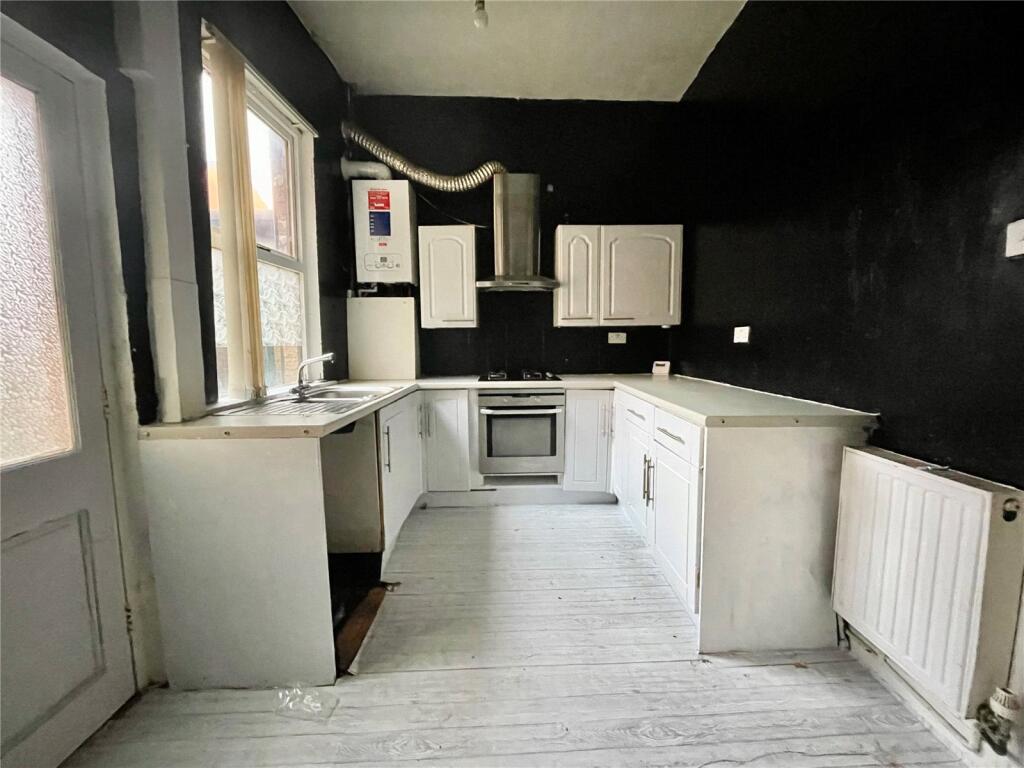 2 bedroom terraced house