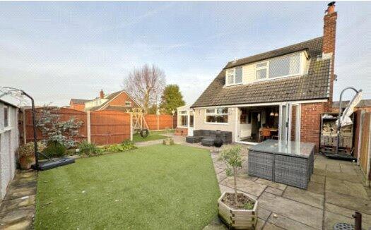 Main image of property: Liverpool Old Road, Much Hoole, Preston, Lancashire, PR4