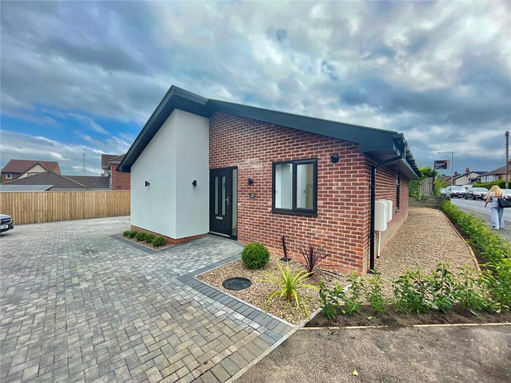 Main image of property: Leyland Road, Penwortham, Preston, Lancashire, PR1