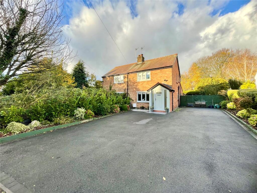 Main image of property: Priors Oak Cottages, Penwortham, Preston, Lancashire, PR1