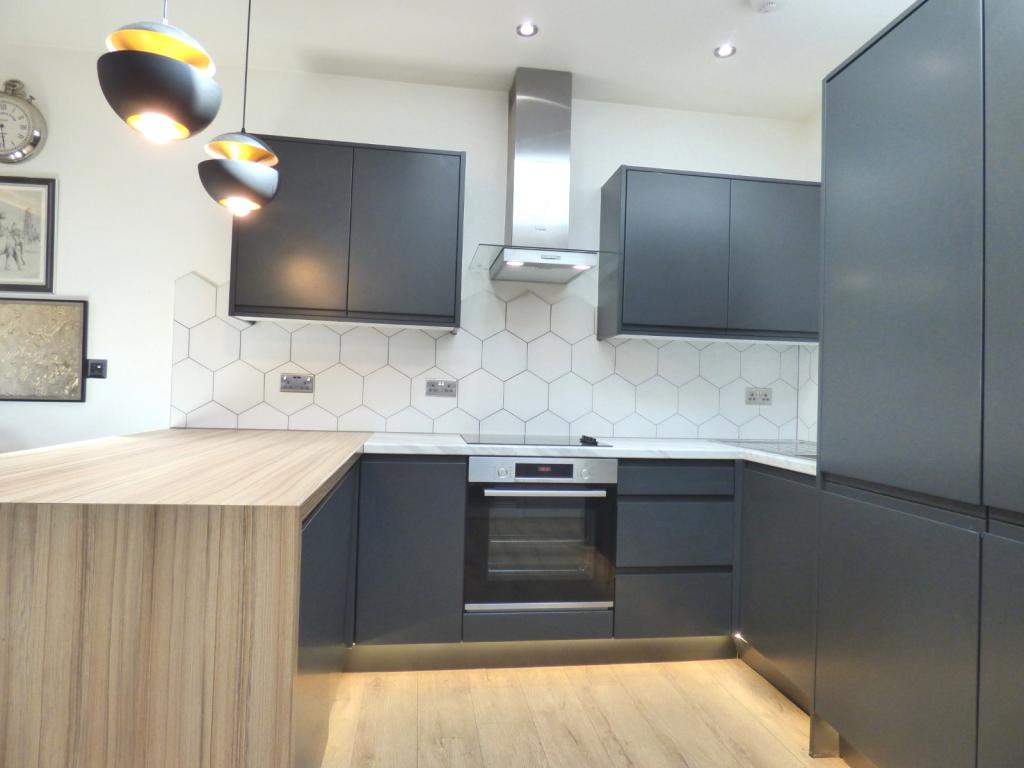 2 bedroom flat for sale in City Bridge Apartments, Glovers Court