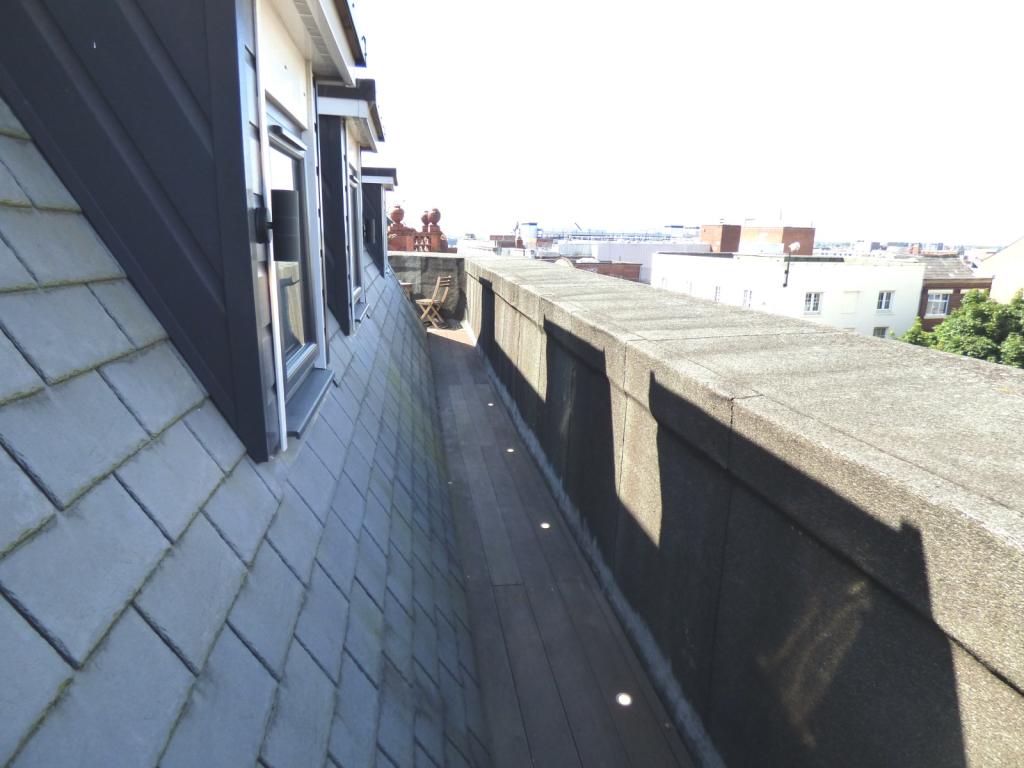 2 bedroom flat for sale in City Bridge Apartments, Glovers Court