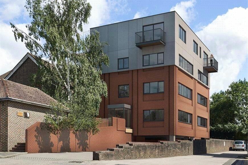 1 bedroom apartment for rent in Parkview House, 151 London Road, East Grinstead, RH19