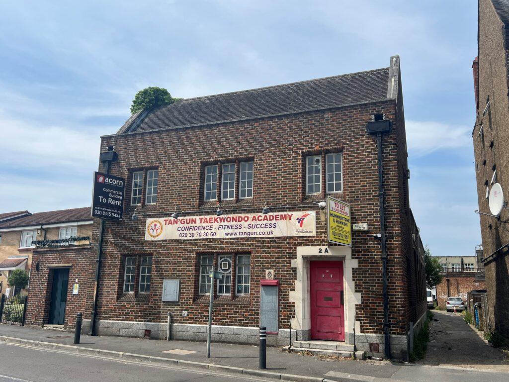 Main image of property: Hook Lane, Welling, DA16 2DR