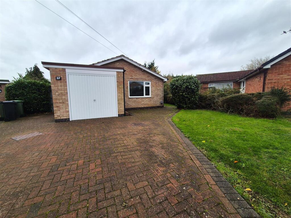 Main image of property: Whiteoaks Road, Oadby