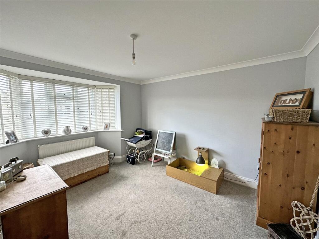 3 bedroom bungalow for sale in Longfield Road, Hordle, Lymington