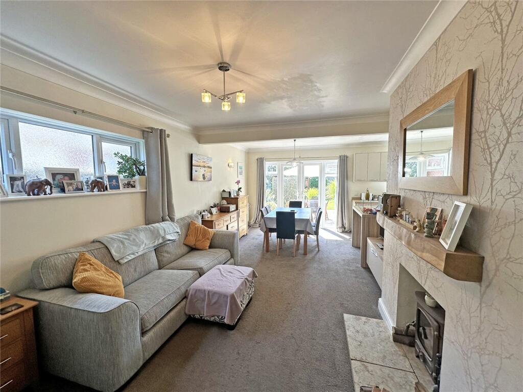 Additional property image - Fernhill Road, New Milton, Hampshire, BH25