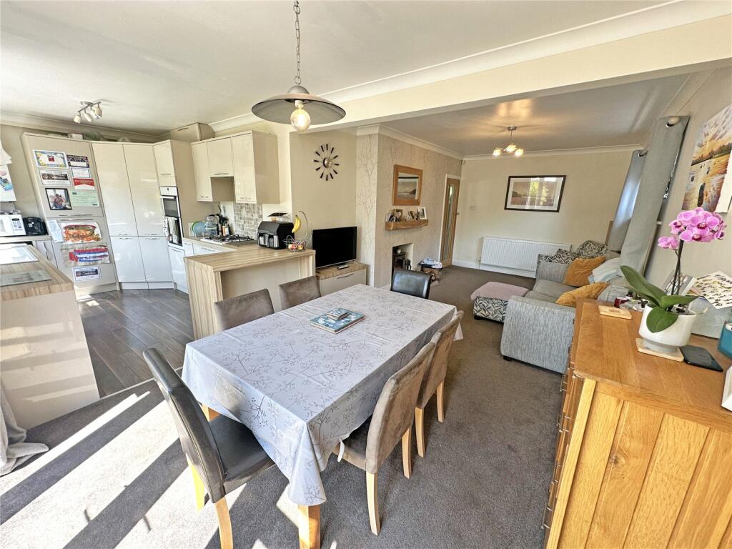 Additional property image - Fernhill Road, New Milton, Hampshire, BH25