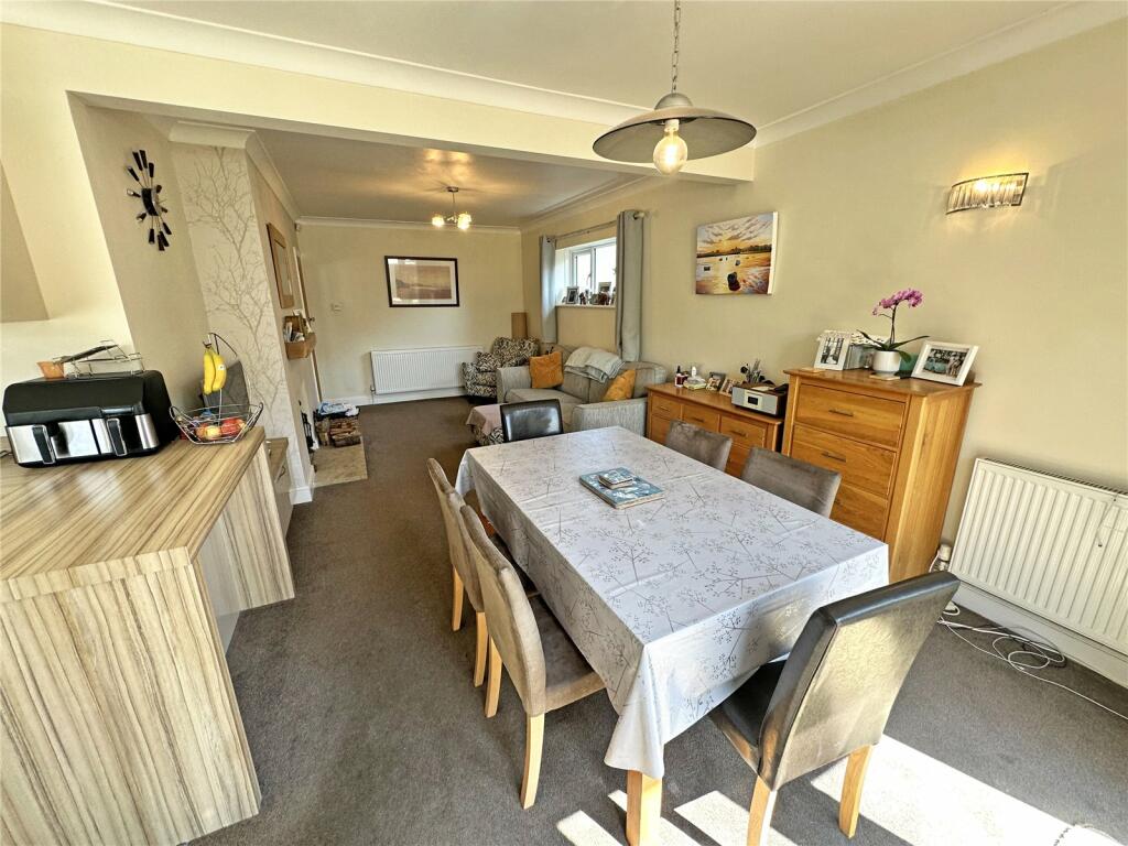Additional property image - Fernhill Road, New Milton, Hampshire, BH25