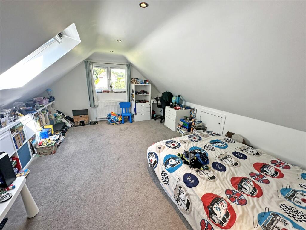 Additional property image - Fernhill Road, New Milton, Hampshire, BH25