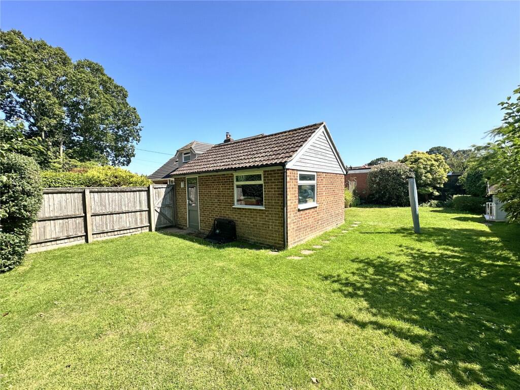 Additional property image - Fernhill Road, New Milton, Hampshire, BH25