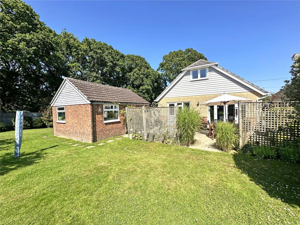 Additional property image - Fernhill Road, New Milton, Hampshire, BH25
