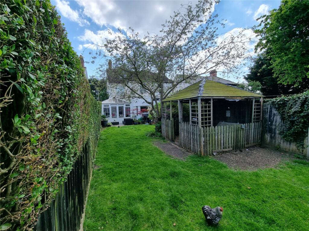 Additional property image - Gore Road, New Milton, Hampshire, BH25
