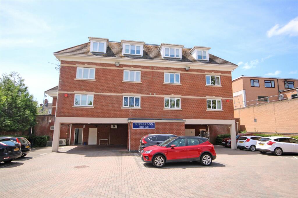 2 bedroom apartment for sale in Bursledon House, Station Road, New