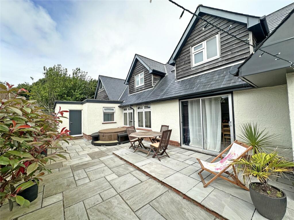Additional property image - Barton Common Lane, Barton On Sea, Hampshire, BH25