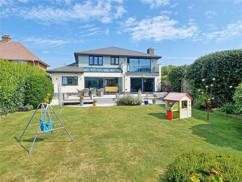 Additional property image - Cliffe Road, Barton on Sea, New Milton, Hampshire, BH25