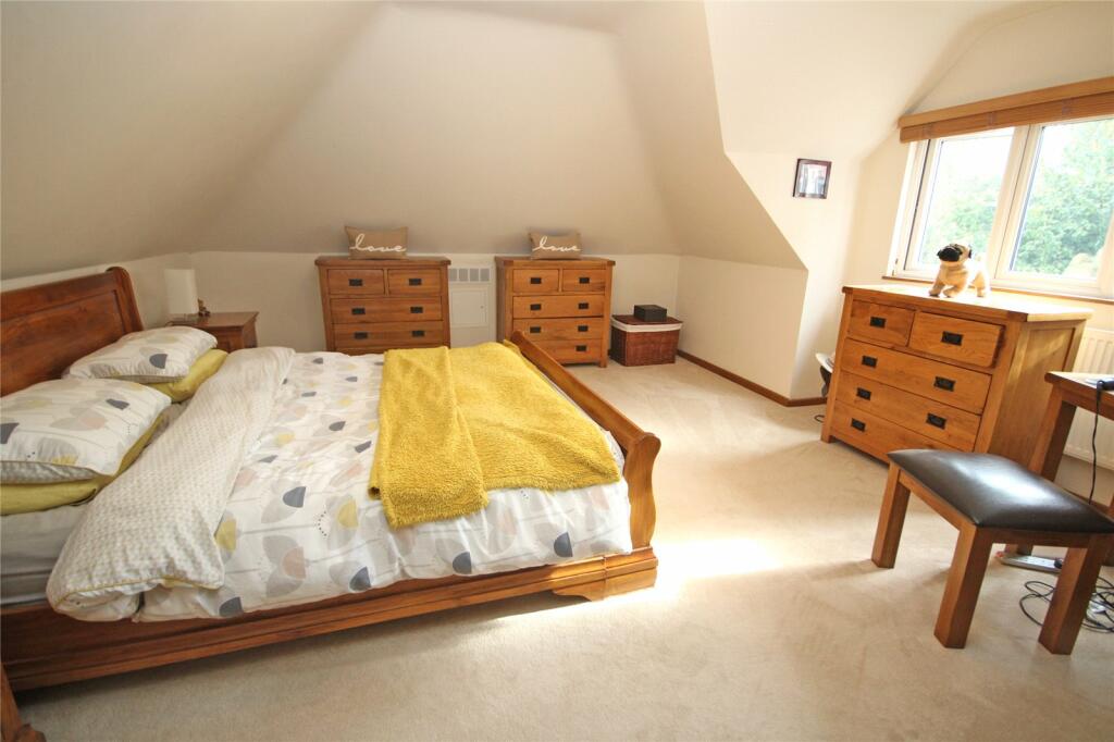 Additional property image - Caird Avenue, New Milton, Hampshire, BH25