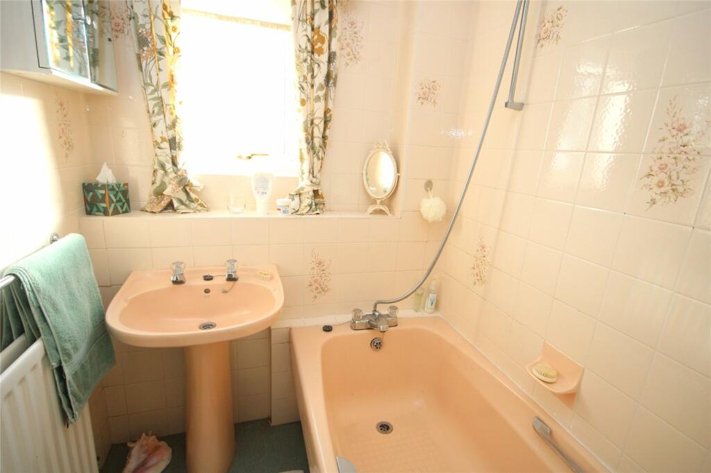Additional property image - Brecon Close, New Milton, Hampshire, BH25