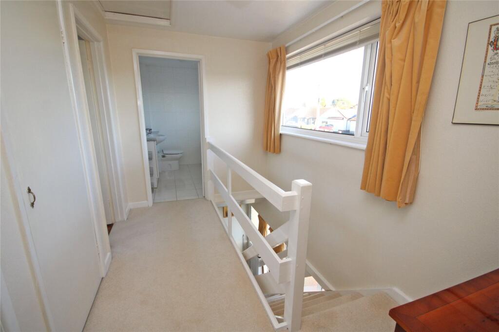 Additional property image - High Ridge Crescent, New Milton, Hampshire, BH25
