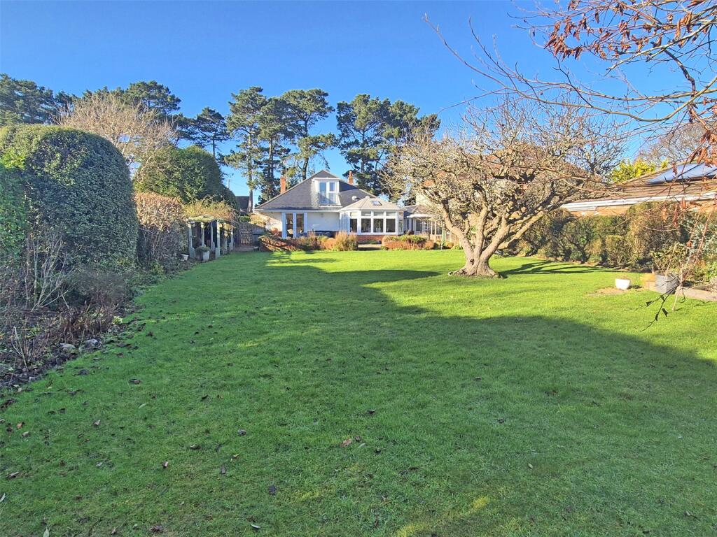 Additional property image - Becton Lane, Barton on Sea, New Milton, Hampshire, BH25