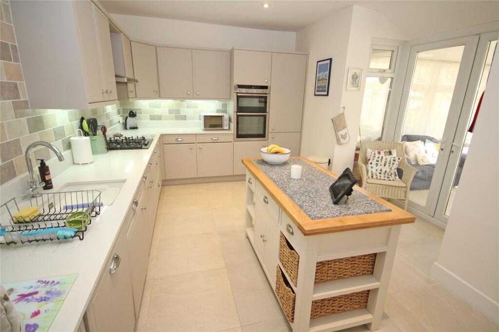 Additional property image - Becton Lane, Barton on Sea, New Milton, Hampshire, BH25