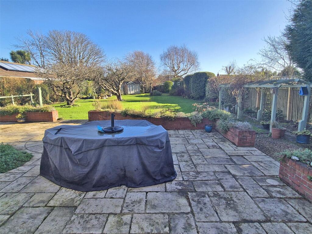 Additional property image - Becton Lane, Barton on Sea, New Milton, Hampshire, BH25