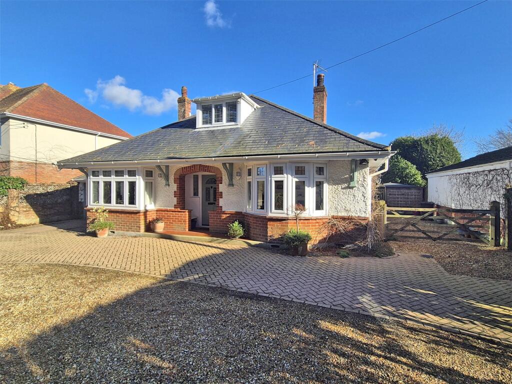 Additional property image - Becton Lane, Barton on Sea, New Milton, Hampshire, BH25