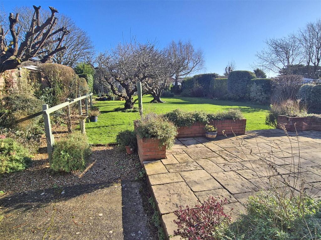 Additional property image - Becton Lane, Barton on Sea, New Milton, Hampshire, BH25