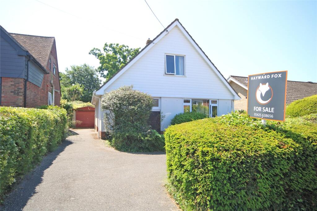 3 bedroom detached house for sale in Waterford Road, New Milton ...