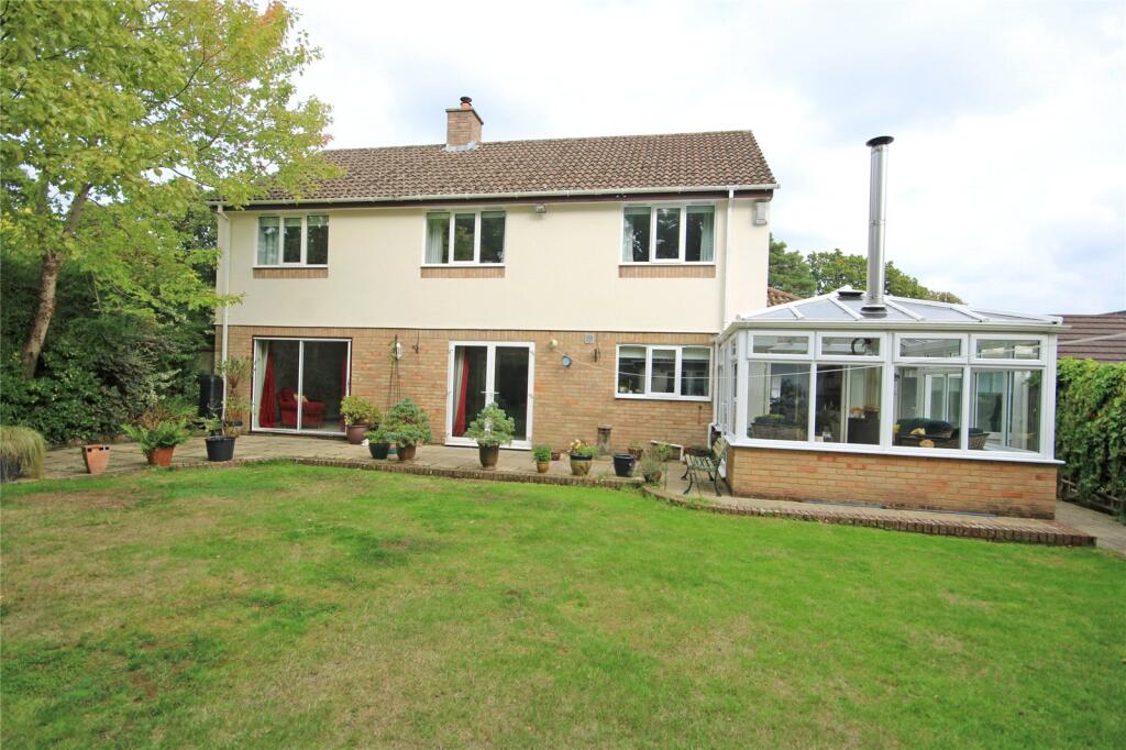Main image of property: Badgers Copse, New Milton, Hampshire, BH25