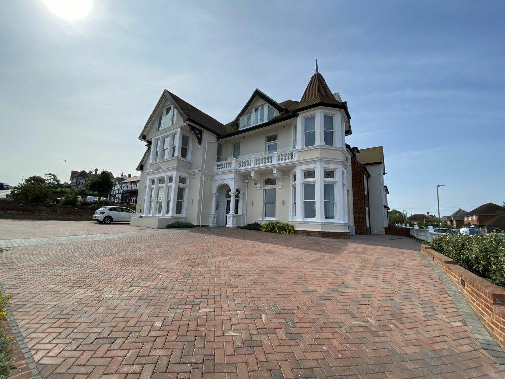 2 bedroom flat for rent in Herne Bay Seafront, CT6