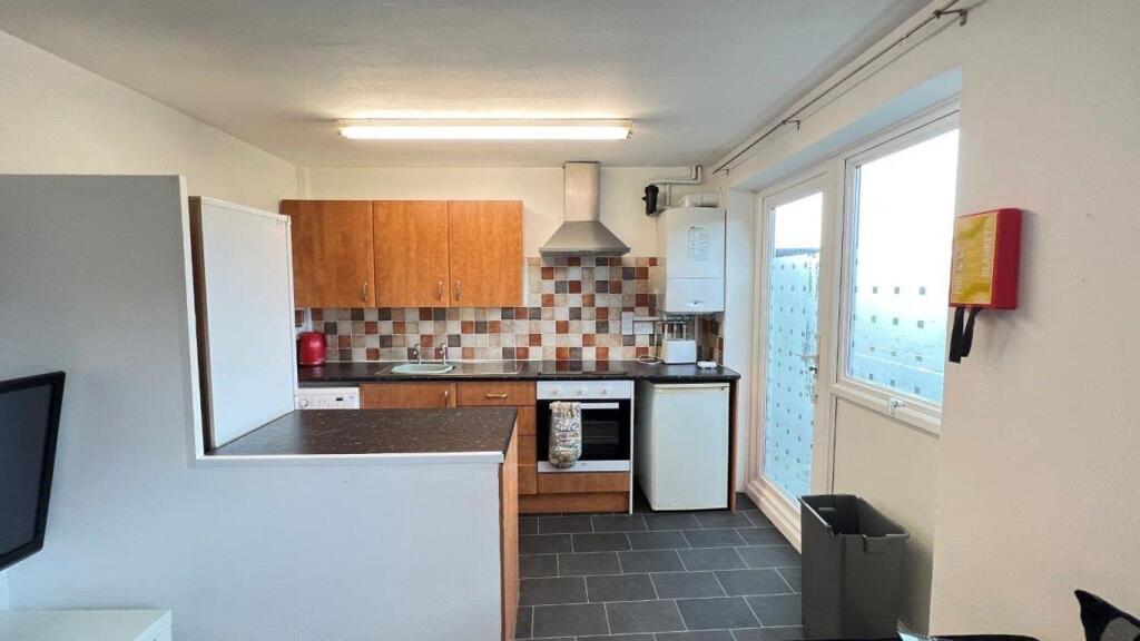 Additional property image - Dymchurch House, Canterbury Ref - 3149