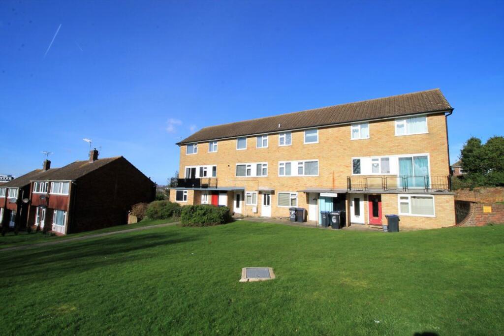 Additional property image - Dymchurch House, Canterbury Ref - 3149