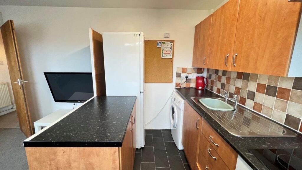 Additional property image - Dymchurch House, Canterbury Ref - 3149