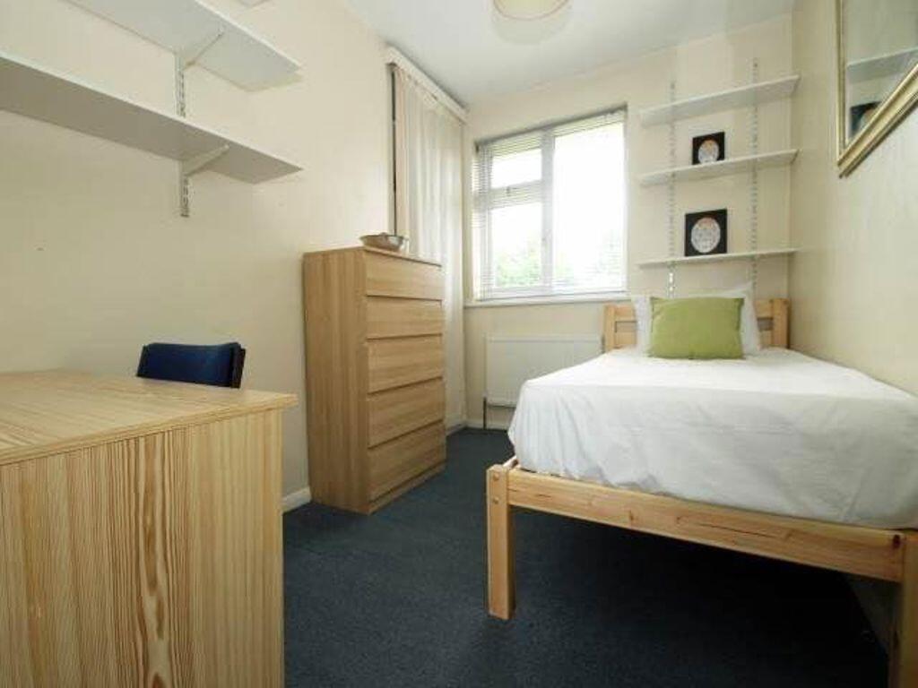 Additional property image - 2 Dymchurch House, Canterbury Ref - 3147