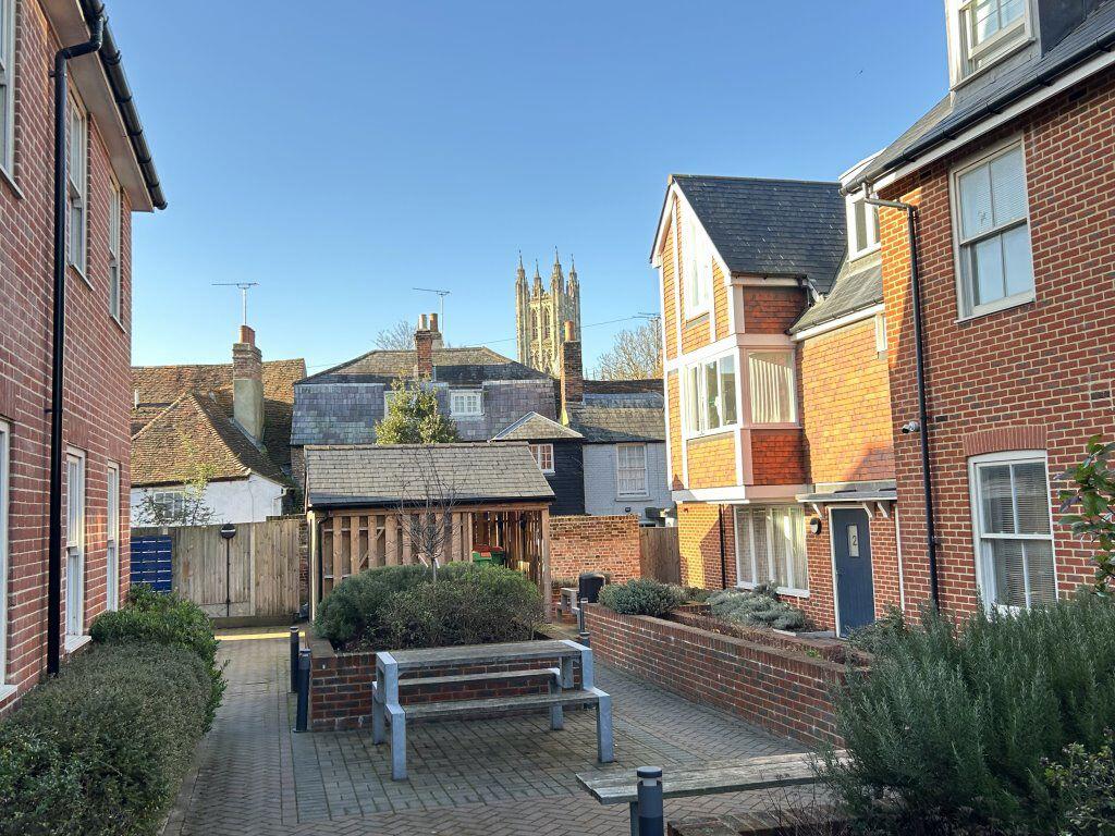 Additional property image - 7 Queningate Mews - Ref 3452