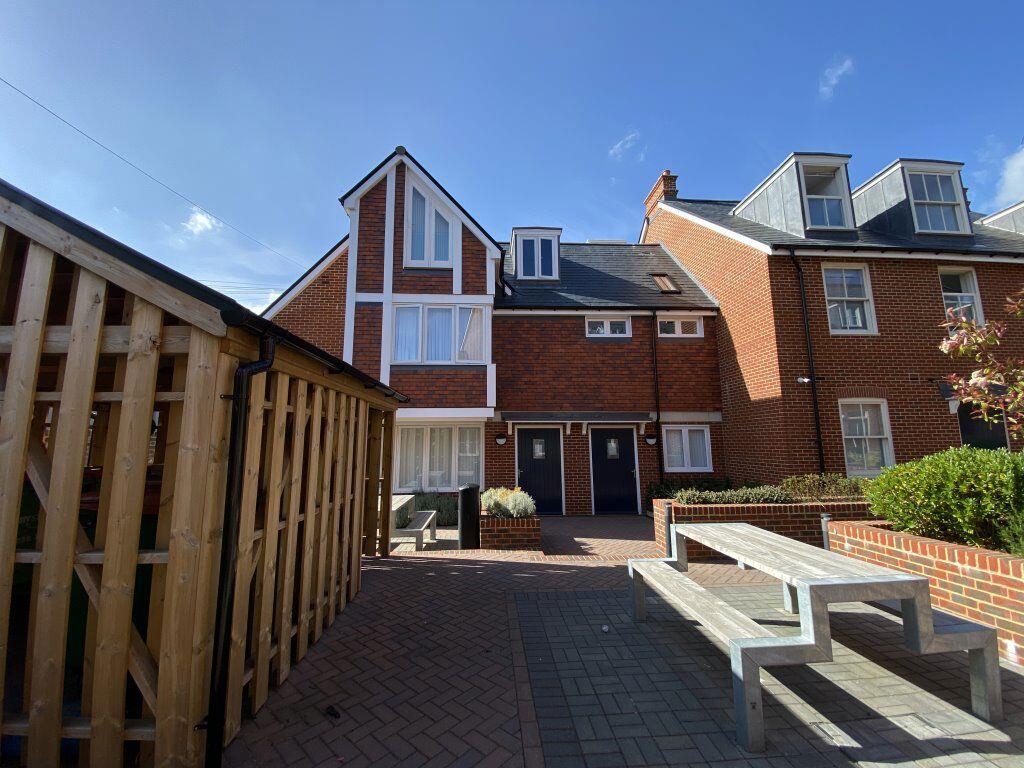 Additional property image - 8 Queningate Court, Canterbury - Ref 3356