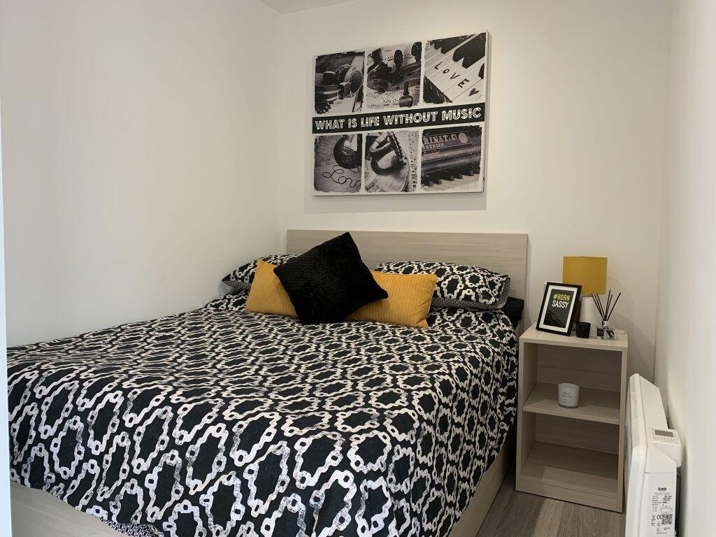 Main image of property: 2 Queningate Mews Ref - 3447