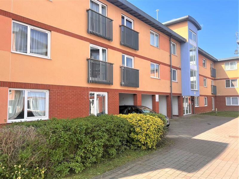 2 bedroom apartment for sale in The Stockyards, St Oswalds, Gloucester, GL1