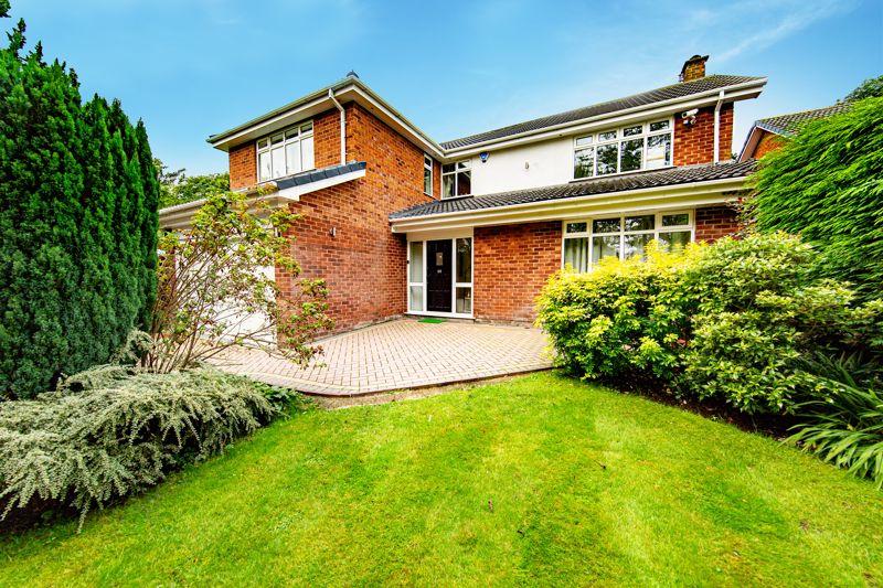 5 bedroom detached house for sale in Woodlands Road, Wilmslow, SK9